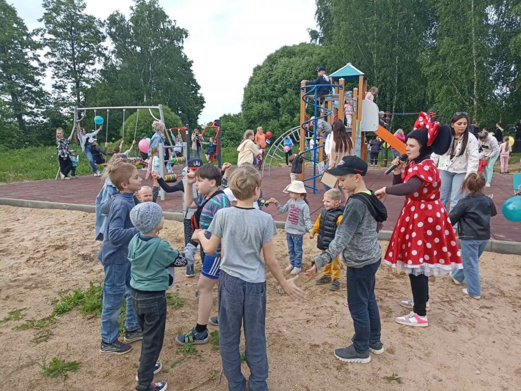 Под небом голубым есть детский городок | 08.06.2023 | Новости Иваново -  БезФормата